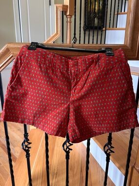 LOFT Red Patterned Women's Bermuda Shorts
